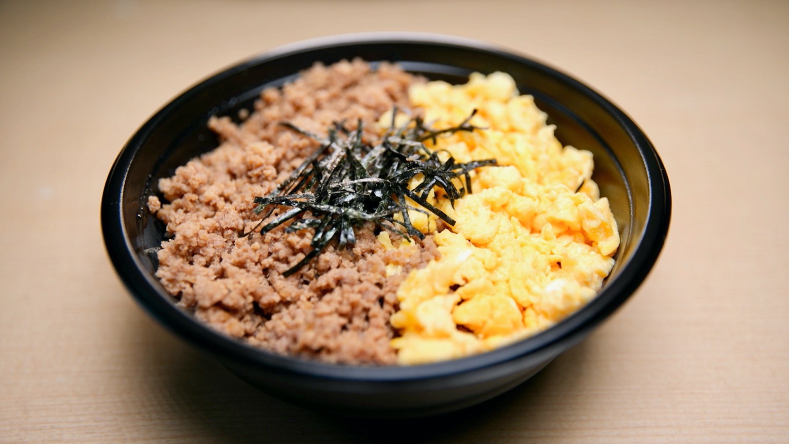 鶏そぼろ丼