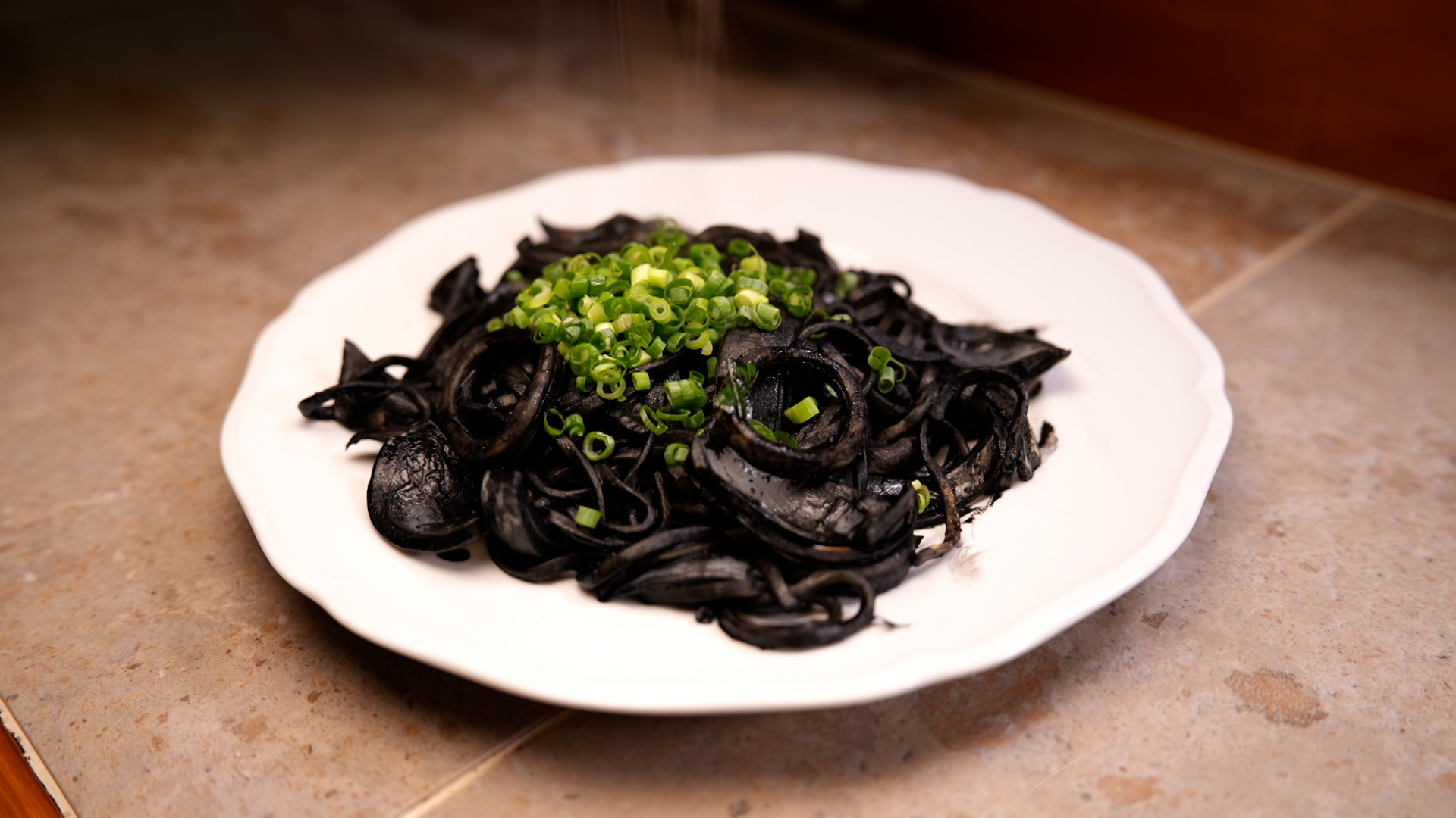 沖縄いかすみ焼きそば】日本一ふつうで美味しい植野食堂 - BSフジ